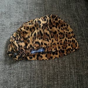EUC cheetah print scrub cap